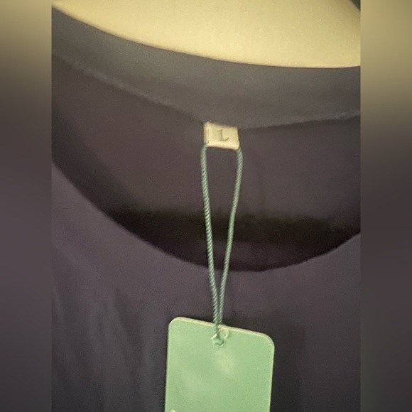 NWT Navy Blue Women's Top size L (J119) - Picture 4 of 10